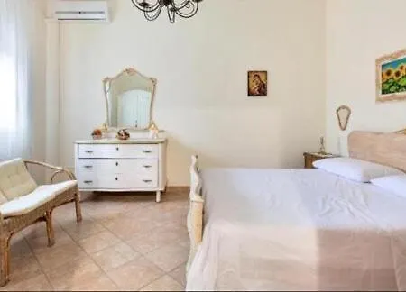 Arcadia Villa *